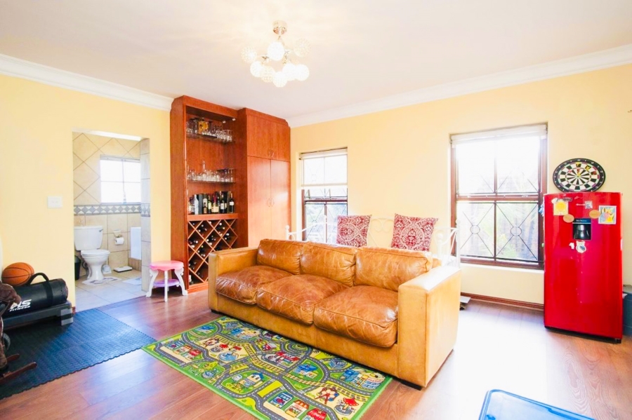 5 Bedroom Property for Sale in Parklands Western Cape